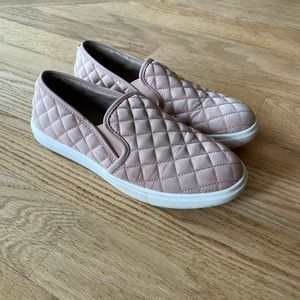 Women’s Steve Madden sneakers